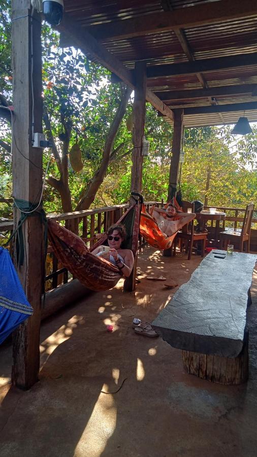 Bee Bee'S Chalets Home Stay And Trekking Banlung Dış mekan fotoğraf