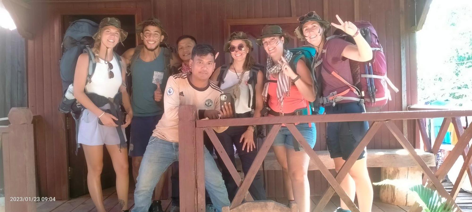 Bee Bee'S Chalets Home Stay And Trekking Banlung Dış mekan fotoğraf