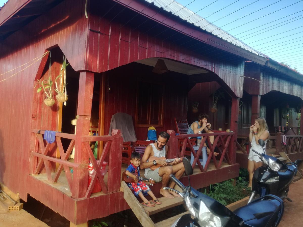 Bee Bee'S Chalets Home Stay And Trekking Banlung Dış mekan fotoğraf