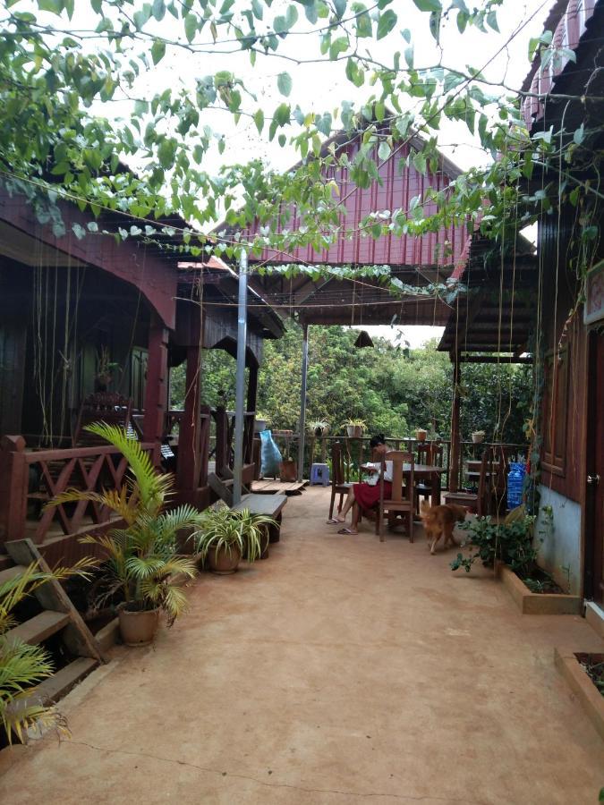 Bee Bee'S Chalets Home Stay And Trekking Banlung Dış mekan fotoğraf